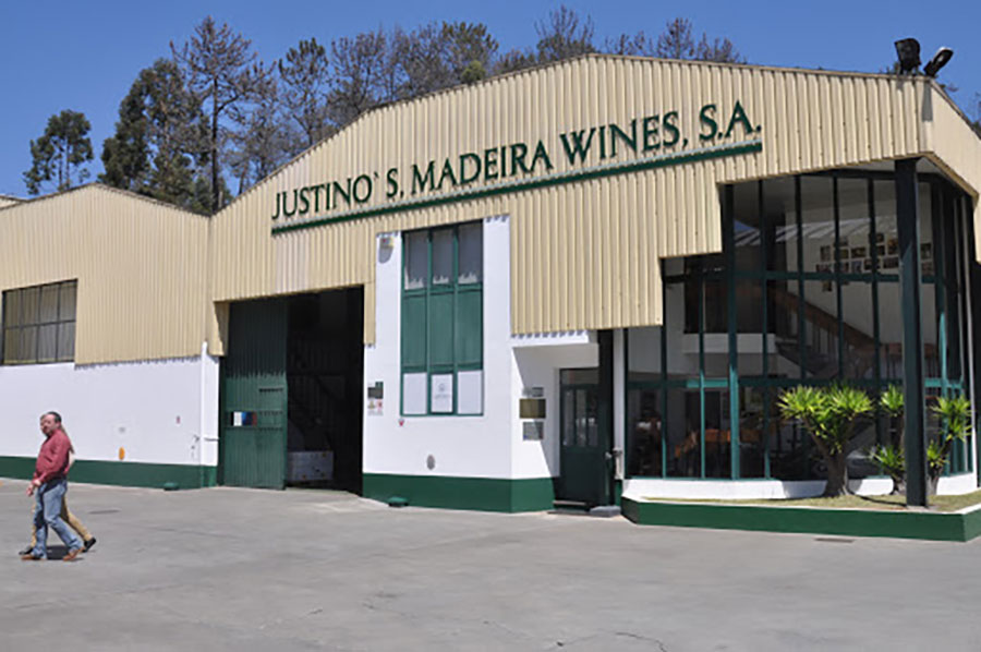 justinos-madeira--cerfis-wines-portugalska-vina